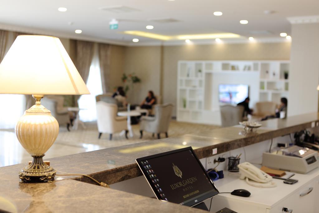 Luxor Garden Hotel Коджаели Екстериор снимка