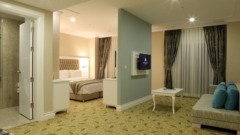 Luxor Garden Hotel Коджаели Екстериор снимка